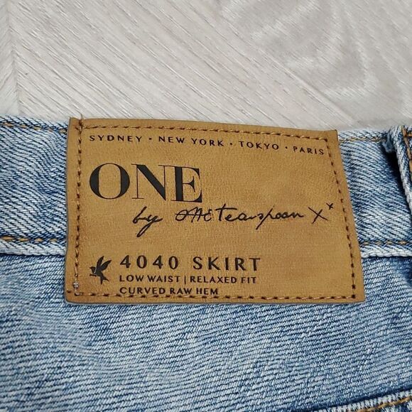 ONE TEASPOON,Women’s Denim,40/40 MINI SKIRT, BUTTON FLY - SIZE 24 - Picture 6 of 9
